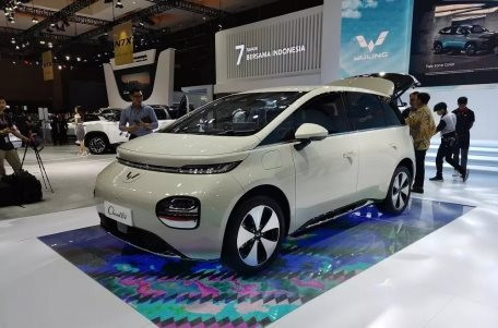 'Anh em' của ô tô điện rẻ nhất Việt Nam đổ bộ Đông Nam Á: tham gia cùng triển lãm với VinFast, giá quy đổi chỉ từ 300 triệu đồng- Ảnh 1.