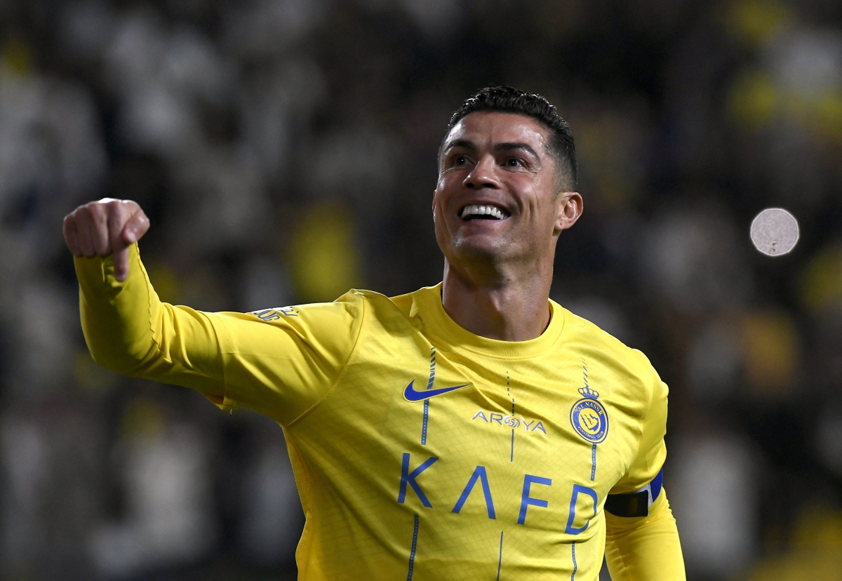 Ronaldo ghi bàn, Al Nassr thắng kịch tính trước Al Fateh- Ảnh 1.