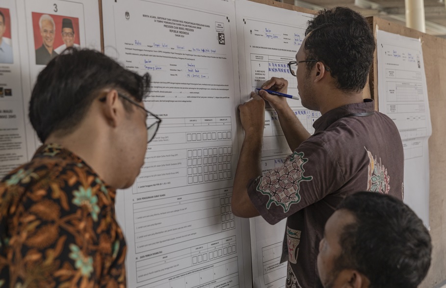 Hơn 70 nhân viên bầu cử Indonesia tử vong vì kiệt sức- Ảnh 1.