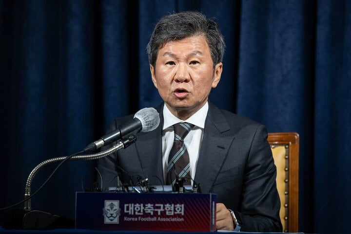 Chủ tịch LĐBĐ Hàn Quốc bị điều tra- Ảnh 1.