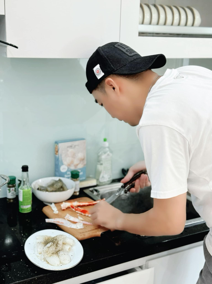 Hằng Túi được bạn trai rặng cả rương vàng làm quà Tết, nhìn số "cây" mà dân tình "ngơ ngác, bật ngửa"- Ảnh 4.