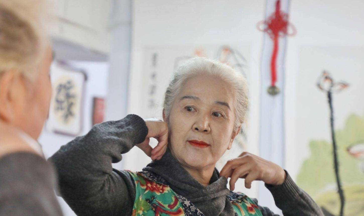 Cụ bà 68 tuổi có cuộc sống khiến cả làng phải ghen tỵ nhờ nguyên tắc 3 ‘KHÔNG’: Từ chối chăm cháu dù giá nào- Ảnh 1.