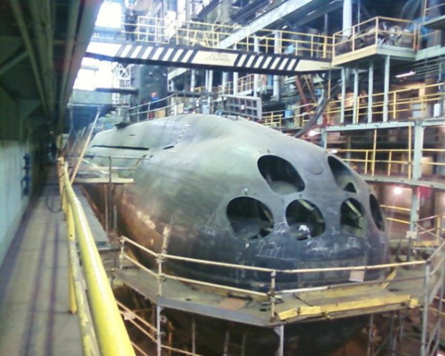Tàu ngầm Kronstadt vào biên chế sau thời gian thi công dài kỷ lục- Ảnh 1.