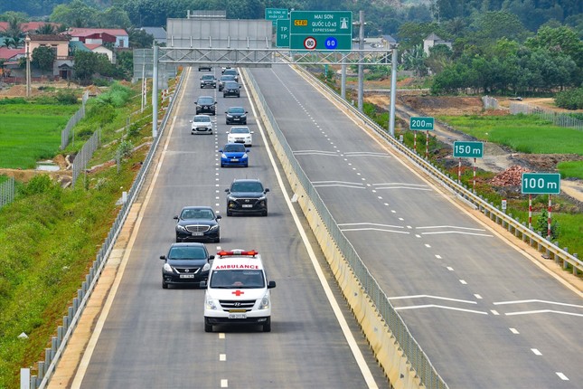 8 tuyến cao tốc vừa được nâng tốc độ lên 90 km/h- Ảnh 1.