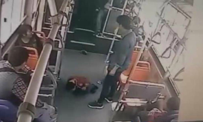 Bạn có tin rằng có những đứa trẻ sinh ra đã có bản chất xấu không? Câu trả lời nhận về 50.000 lượt thích khiến ai nấy "nổi da gà"- Ảnh 1.