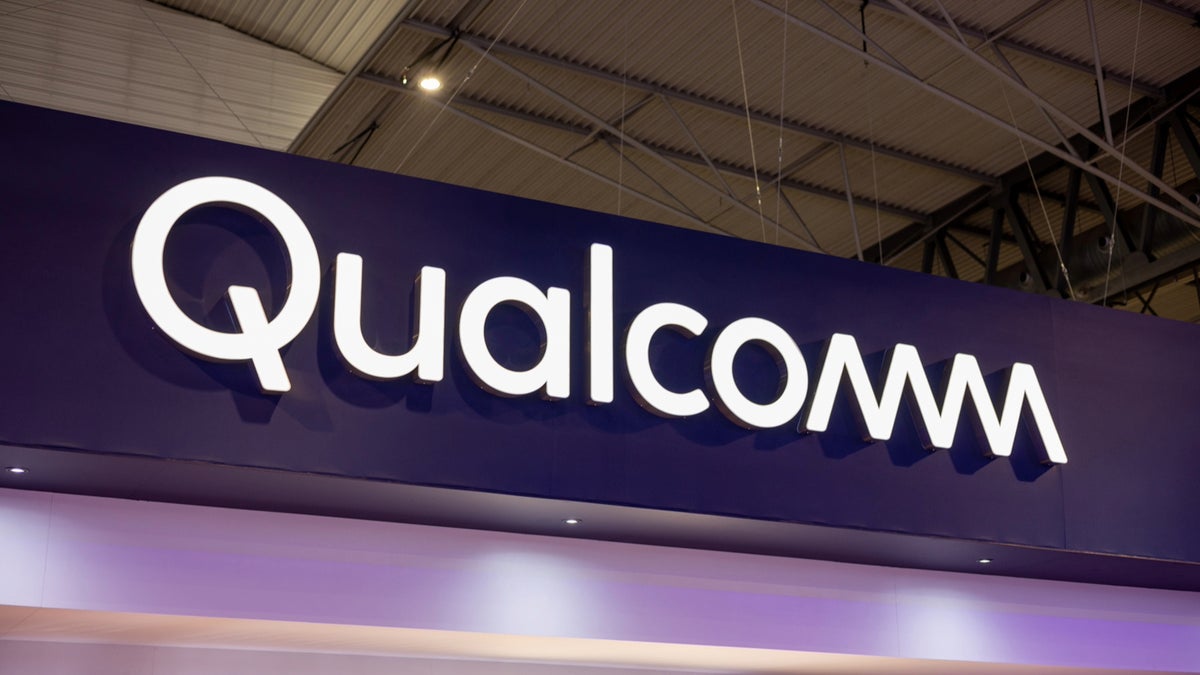 Apple và Samsung vẫn phải phụ thuộc vào chip của Qualcomm
