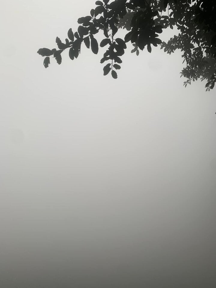 Dân mạng hào hứng ‘săn mây’ từ ban công Hà Nội- Ảnh 3.