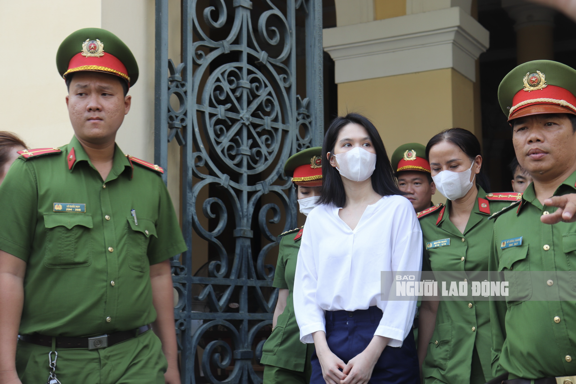 Ngọc Trinh được trả tự do tại tòa- Ảnh 3.