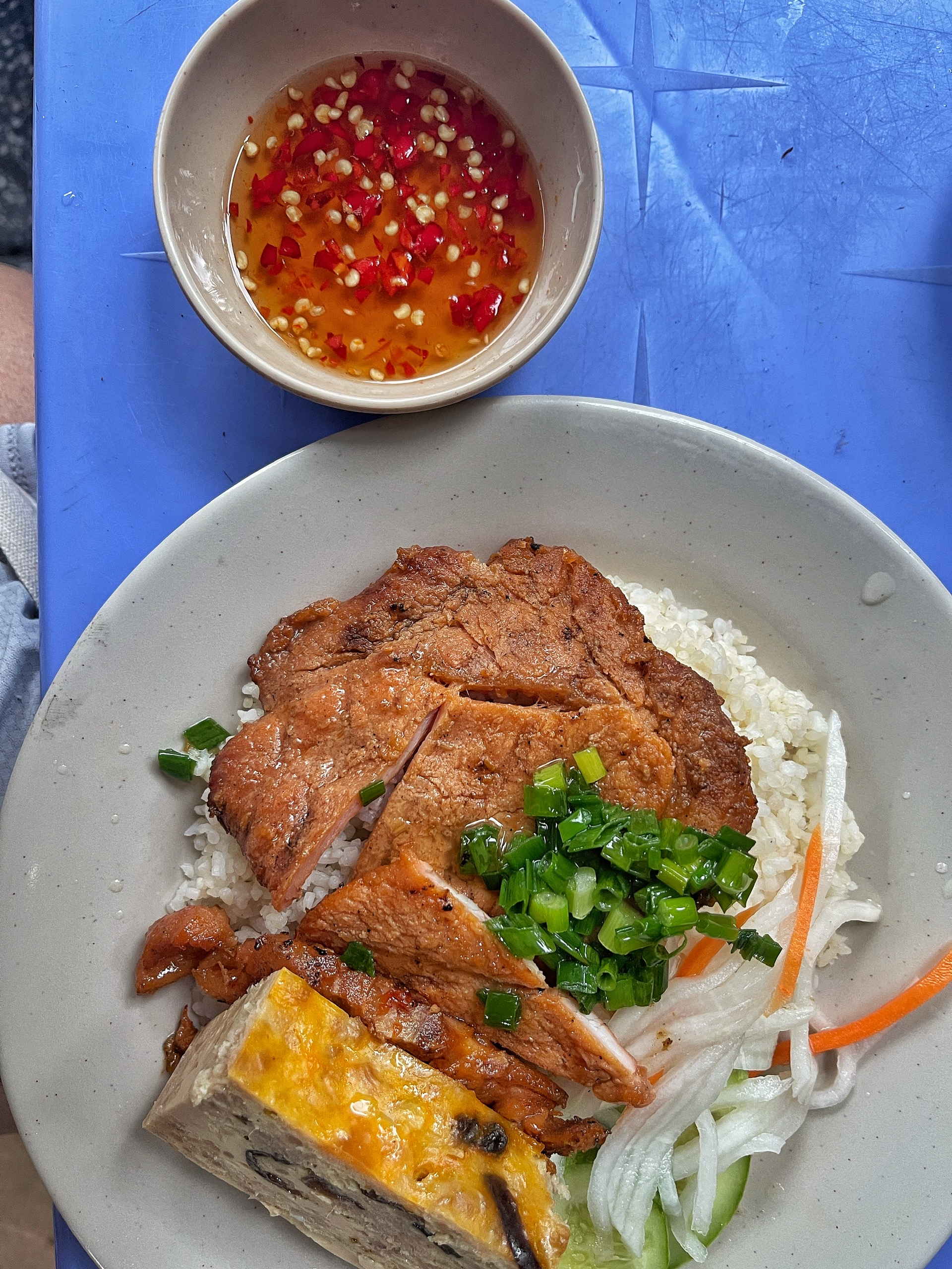 Gia đình trẻ ở Hà Nội và bài toán chi phí khi sống ở TP.HCM: Chăm nấu cơm nhà vì không hợp đồ miền Nam, kết quả lại tiết kiệm kha khá tiền- Ảnh 4.