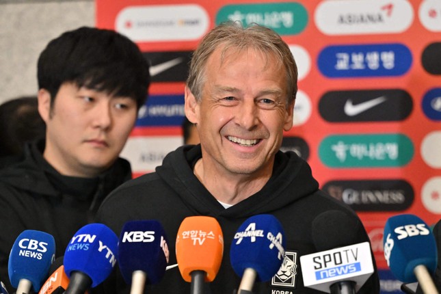 Klinsmann kể lại việc chọn đội tuyển Hàn Quốc: Tôi chỉ nói đùa, nhưng ông chủ tịch liên đoàn mời thật- Ảnh 1.