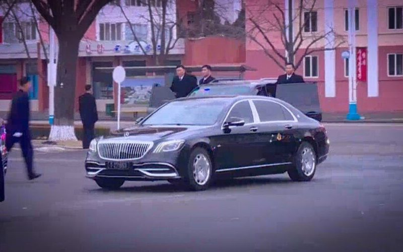 Bất chấp lệnh cấm quan trọng, ông Kim Jong Un vẫn có xe siêu sang: Mercedes, Maybach, Rolls-Royce đủ cả- Ảnh 7.