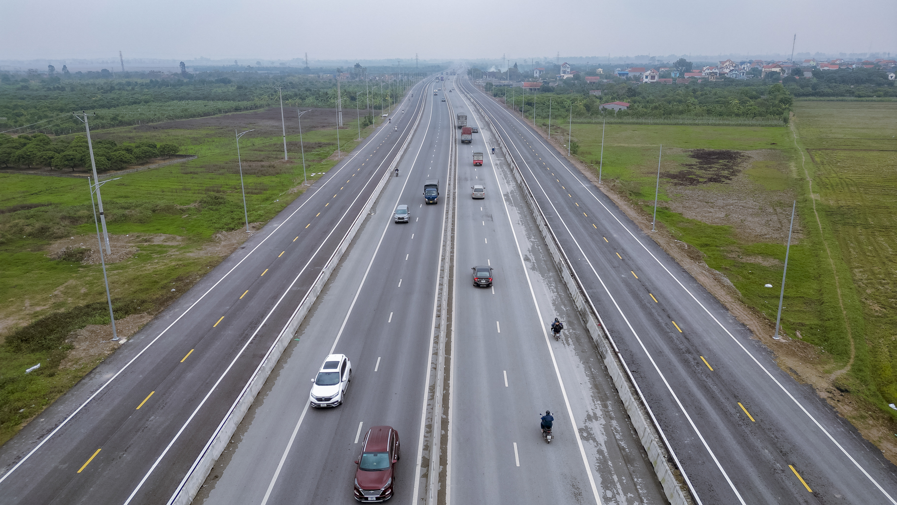 Toàn cảnh đường nối 2 cao tốc gần 2,5 tỷ USD sắp hoàn thành, đi qua 2 tỉnh siêu nhỏ dự kiến lên thành phố trực thuộc Trung ương- Ảnh 4.