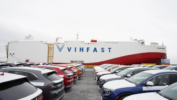 Nikkei: VinFast và BYD cùng tấn công thị trường xe điện lớn nhất Đông Nam Á, cuộc đua xe điện giá rẻ ngày càng khốc liệt- Ảnh 1.