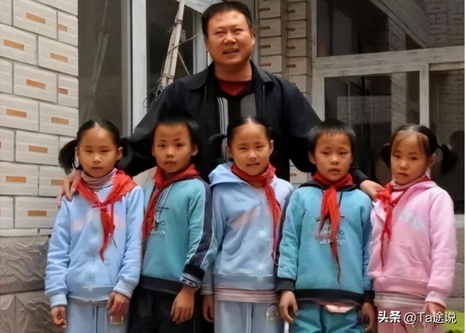 5 em bé sinh 5 đầu tiên gây chấn động Trung Quốc: 22 năm sau câu chuyện của gia đình lại là thảm kịch- Ảnh 5.