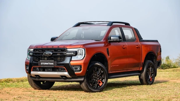 Ford Ranger Stormtrak được xác nhận ra mắt tại Việt Nam: Hầm hố hơn Wildtrak, thêm sức ép cho Triton Athlete- Ảnh 2.