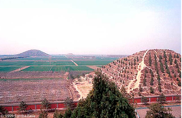 Bí ẩn về những kim tự tháp cổ xưa ở Trung Quốc: 