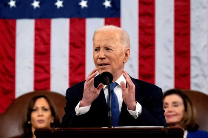 Ông Biden tuyên bố áp hơn 500 lệnh trừng phạt mới với Nga- Ảnh 1.