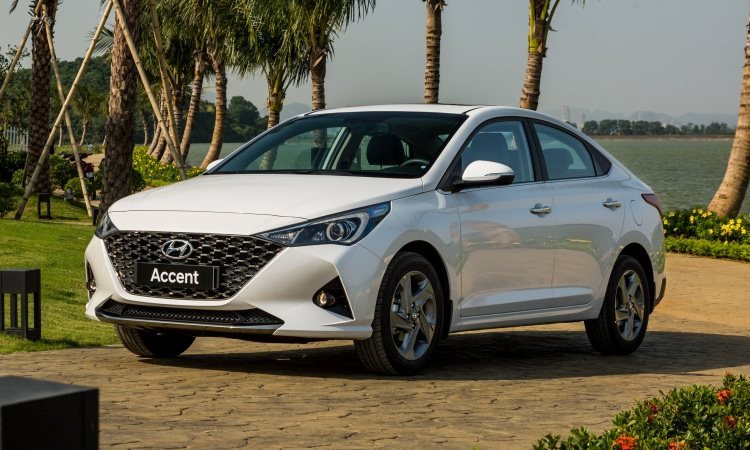 Xả kho, Hyundai Accent bất ngờ giảm đậm tại đại lý, chỉ còn 377 triệu đồng- Ảnh 1.