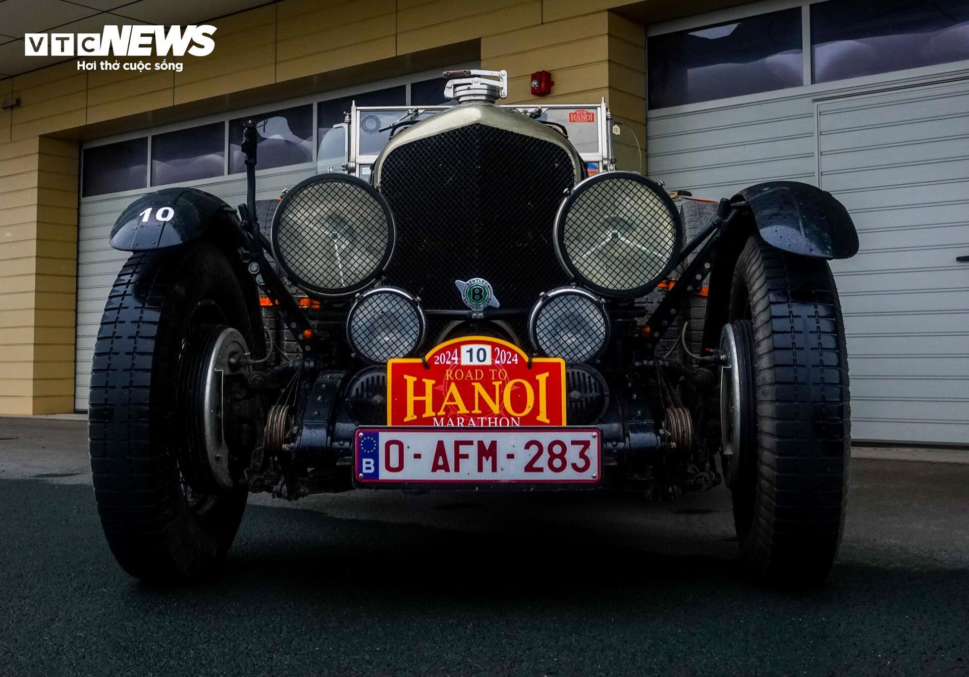 Ngắm dàn ô tô cổ nổi tiếng thế giới tại trường đua F1 Hà Nội- Ảnh 12.