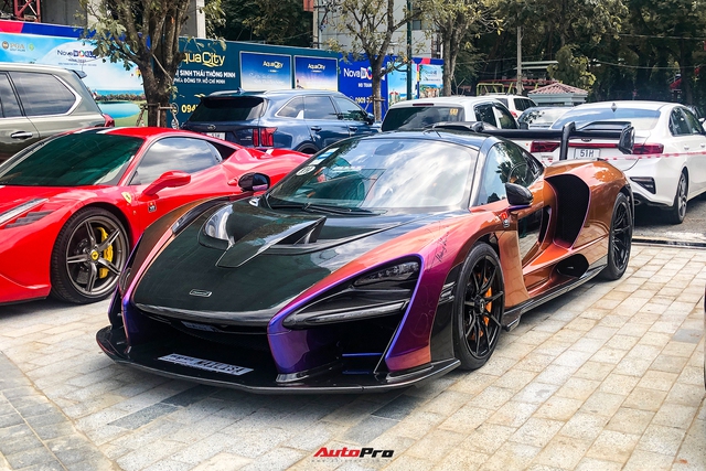 Hoàng Kim Khánh khoe ảnh Koenigsegg Regera đang về Việt Nam cùng garage chật kín xe, CĐM thắc mắc: ‘Sao còn chỗ cho siêu phẩm’- Ảnh 7.