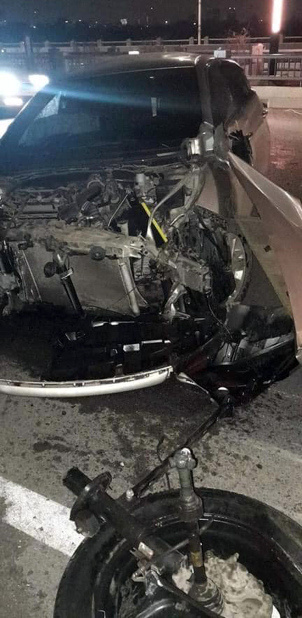 Clip TNGT: Toàn bộ hình ảnh về tai nạn giữa Hyundai Tucson và Toyota Vios trên cầu Vĩnh Tuy- Ảnh 7.