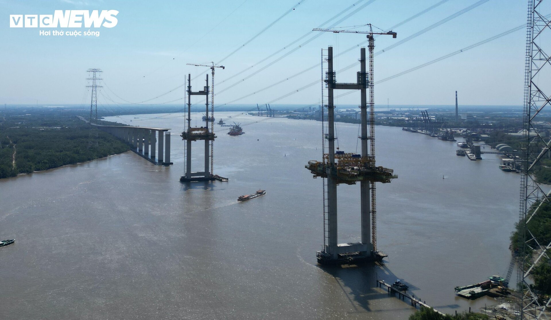 Cận cảnh dự án cầu vượt sông lớn nhất cao tốc Bến Lức - Long Thành- Ảnh 11.