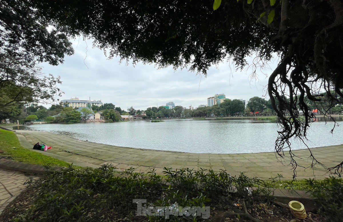 Cận cảnh hiện trạng hồ Thiền Quang trước đề xuất xây dựng 5 quảng trường- Ảnh 3.
