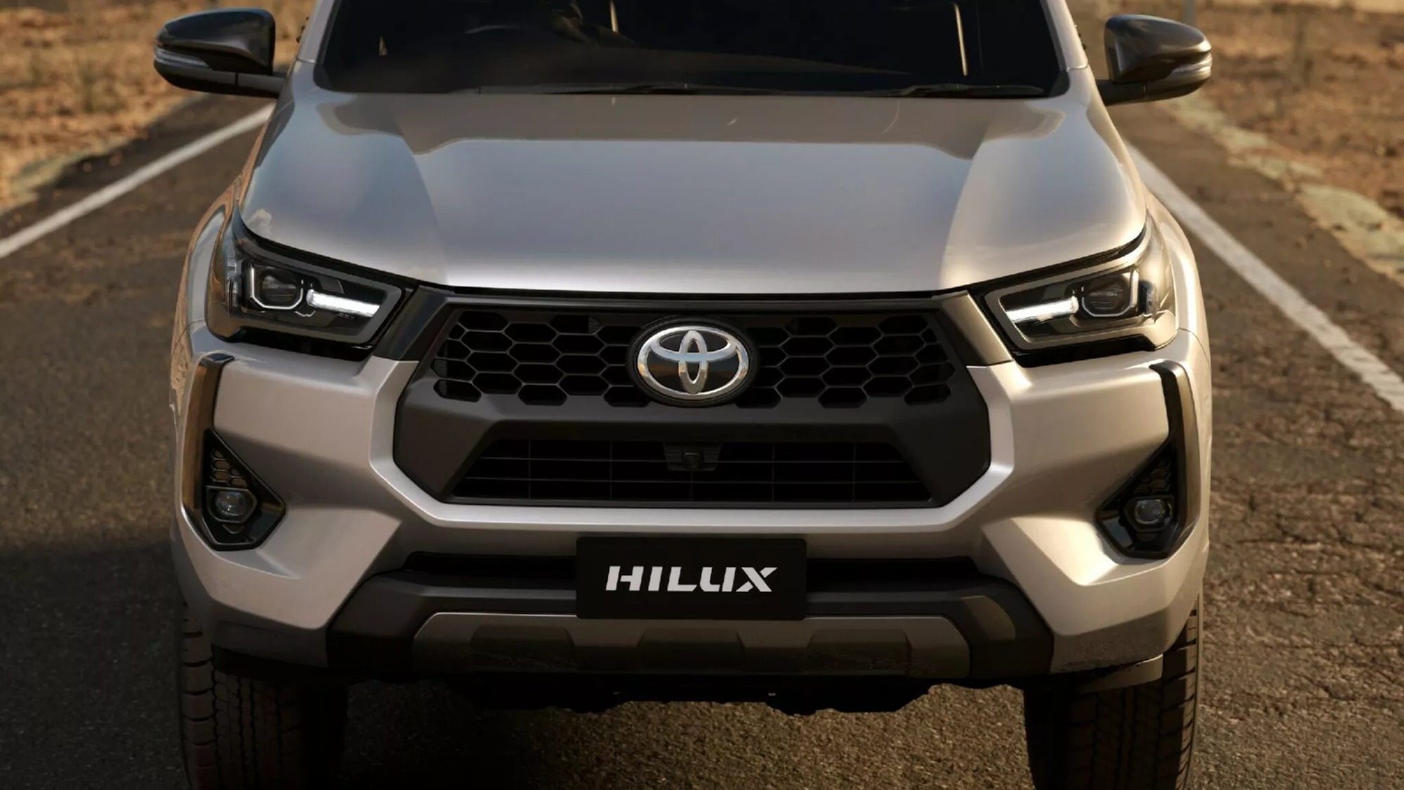 Đây có thể là Toyota Hilux 2024 sẽ được bán tại Việt Nam: Động cơ hybrid, nâng cấp để đấu Ranger và Triton- Ảnh 2.