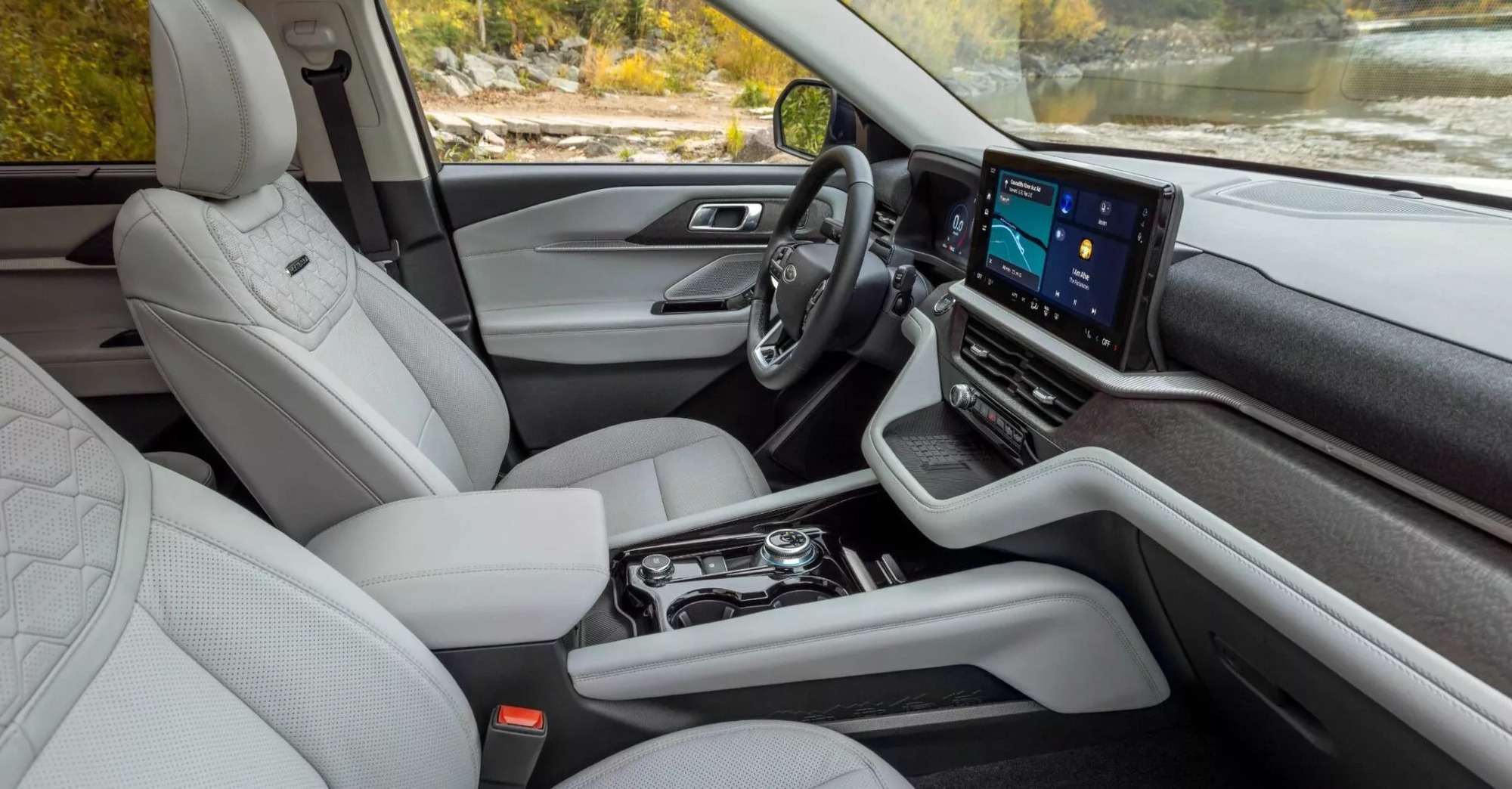 Ra mắt Ford Explorer 2024: Giá quy đổi 1 tỷ, nội thất lột xác, chờ ngày về Việt Nam đấu Hyundai Palisade- Ảnh 12.
