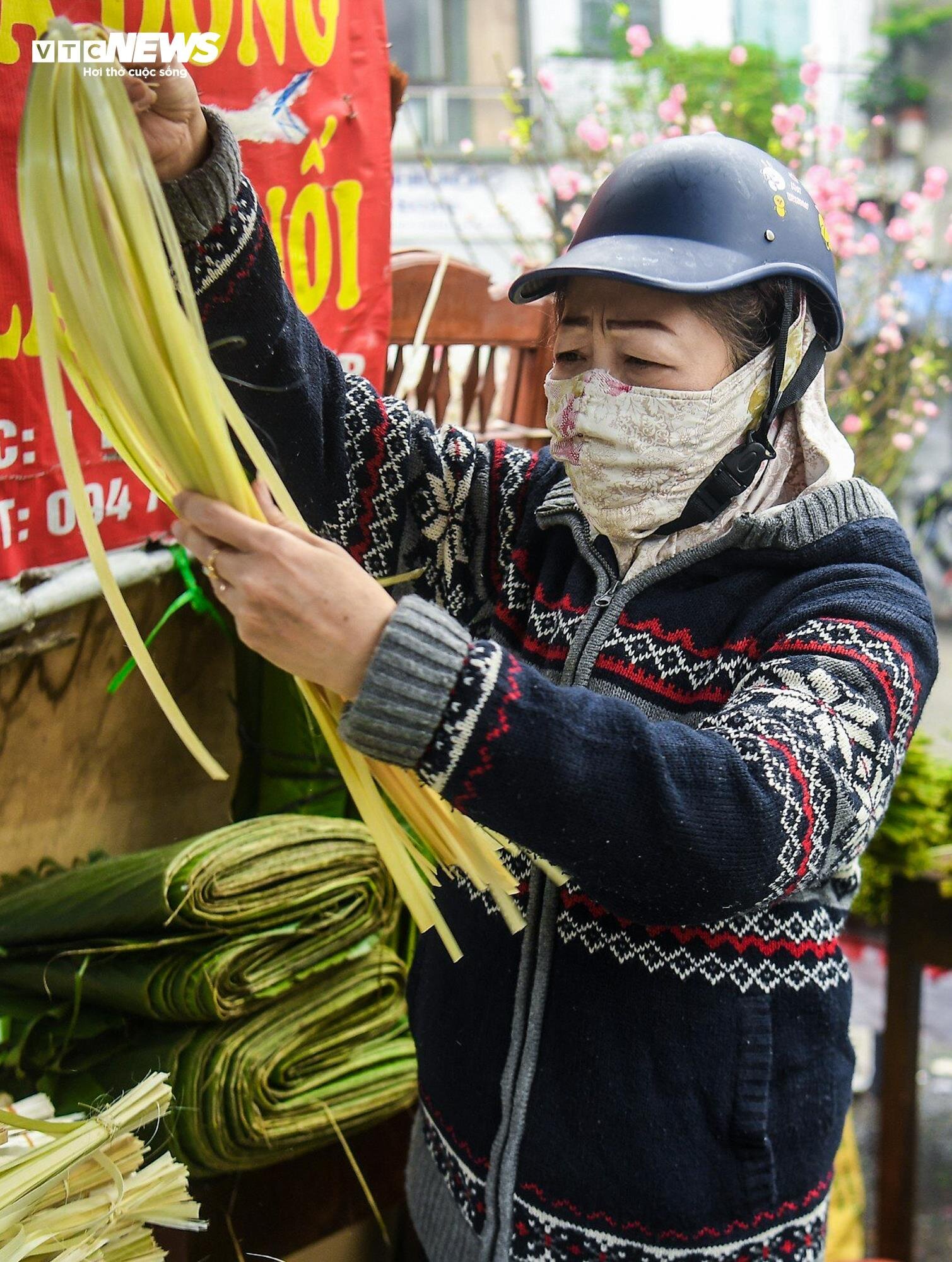 Chợ lá dong lâu đời nhất Hà Nội nhộn nhịp ngày giáp Tết- Ảnh 10.