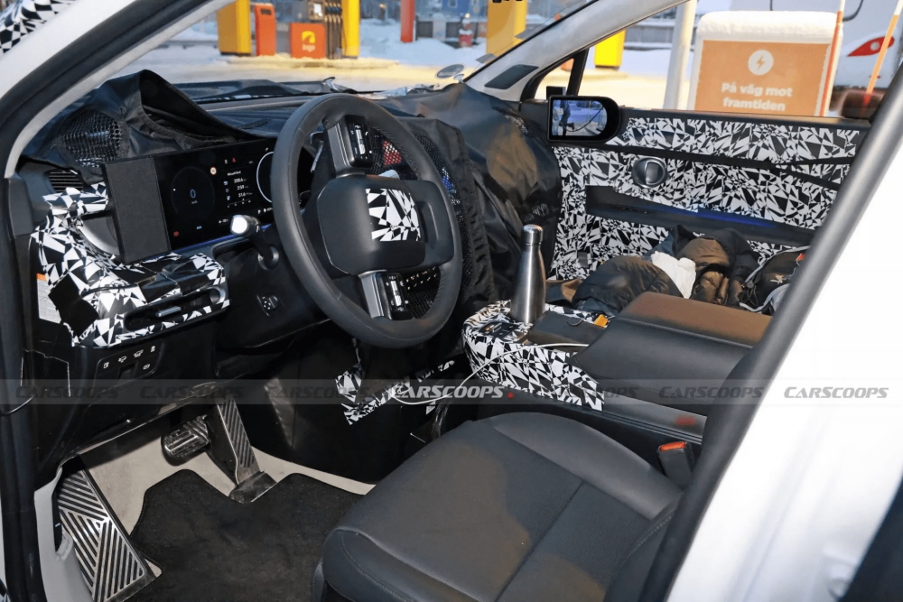 Hyundai Ioniq 7 sắp ra mắt lộ thiết kế nội thất khi đang chạy thử- Ảnh 9.