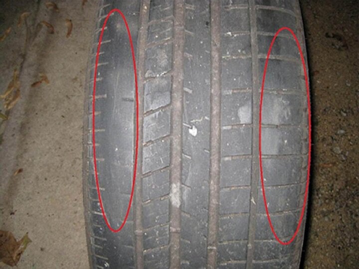 Dấu hiệu cảnh báo lốp xe của bạn có vấn đề- Ảnh 1.