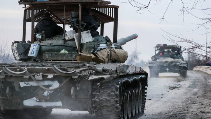 Lính Ukraine nói xe tăng Nga là 'thứ đáng sợ nhất'- Ảnh 1.