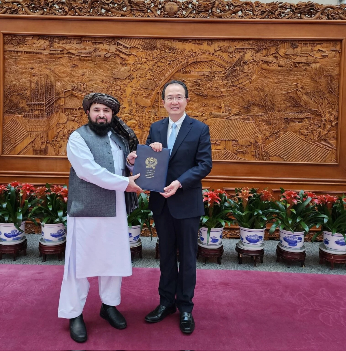 Đằng sau động thái chấp nhận Đại sứ Afghanistan của Trung Quốc- Ảnh 1.