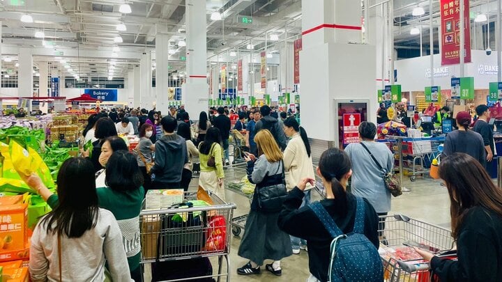 Thương mại điện tử thay đổi cách người Trung Quốc mua sắm Tết- Ảnh 1.