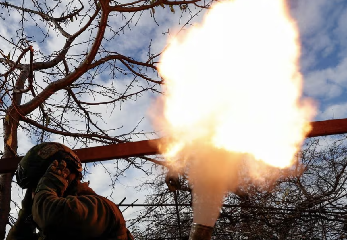 ‘Pháo đài’ Avdiivka, nơi Ukraine sắp thất thủ, quan trọng đến mức nào?- Ảnh 1.