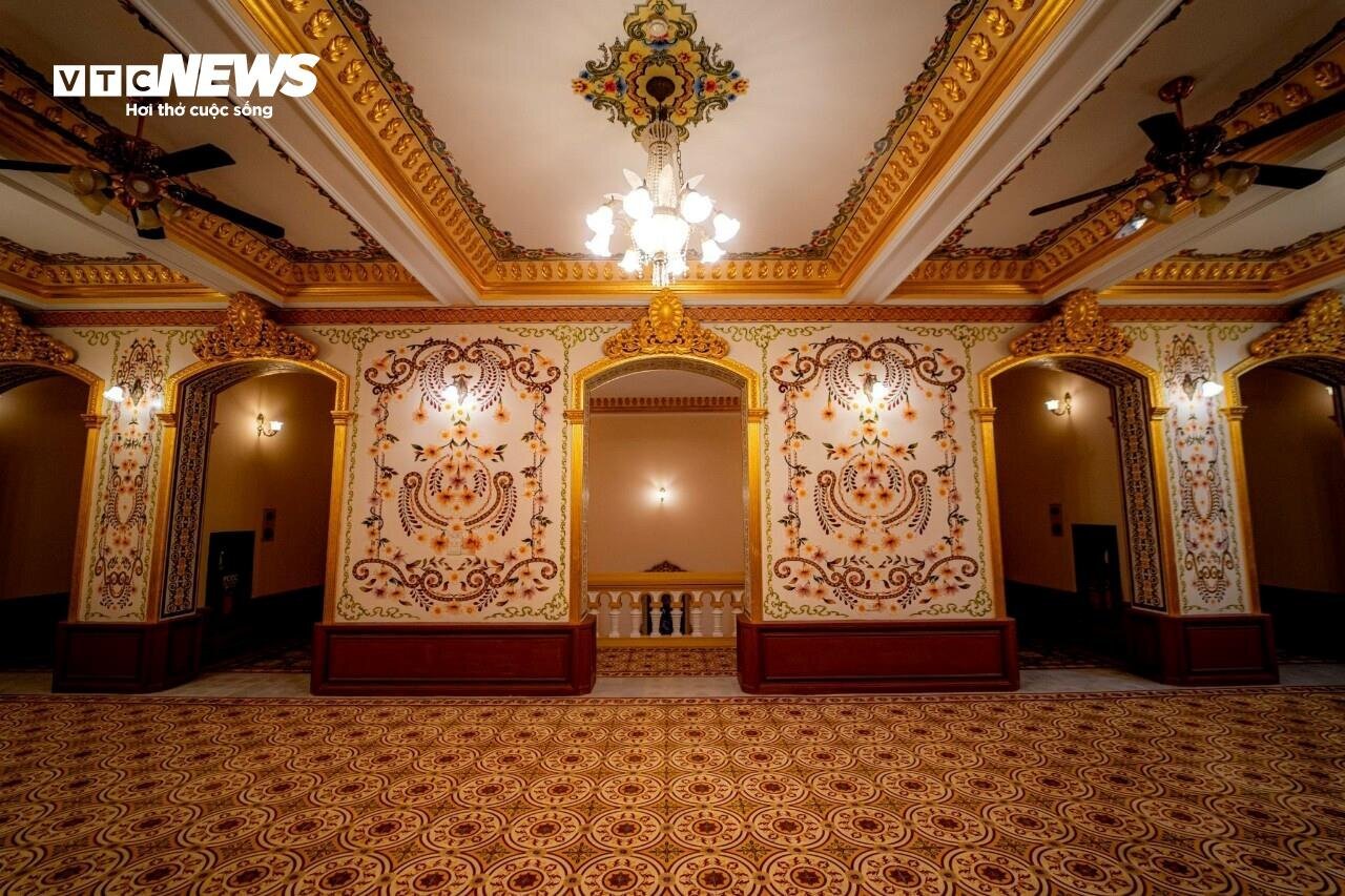 Cận cảnh cung điện thời nhà Nguyễn tốn hàng triệu USD phục dựng ở Huế- Ảnh 11.