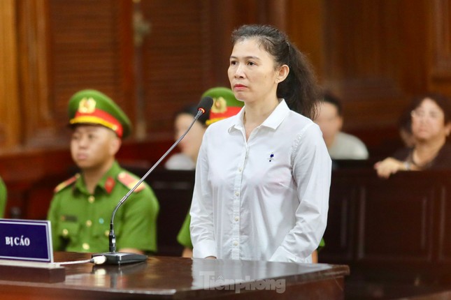 Bị cáo Hàn Ni nói đăng clip 'tấn công' bà Phương Hằng là 'phòng vệ chính đáng'- Ảnh 1.