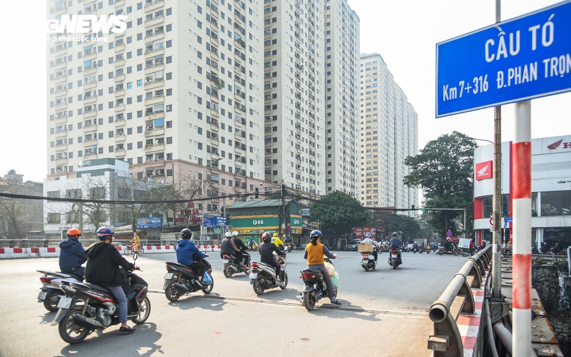 Cận cảnh tuyến đường ở Hà Nội sắp được đầu tư 2.800 tỷ đồng để mở rộng- Ảnh 3.