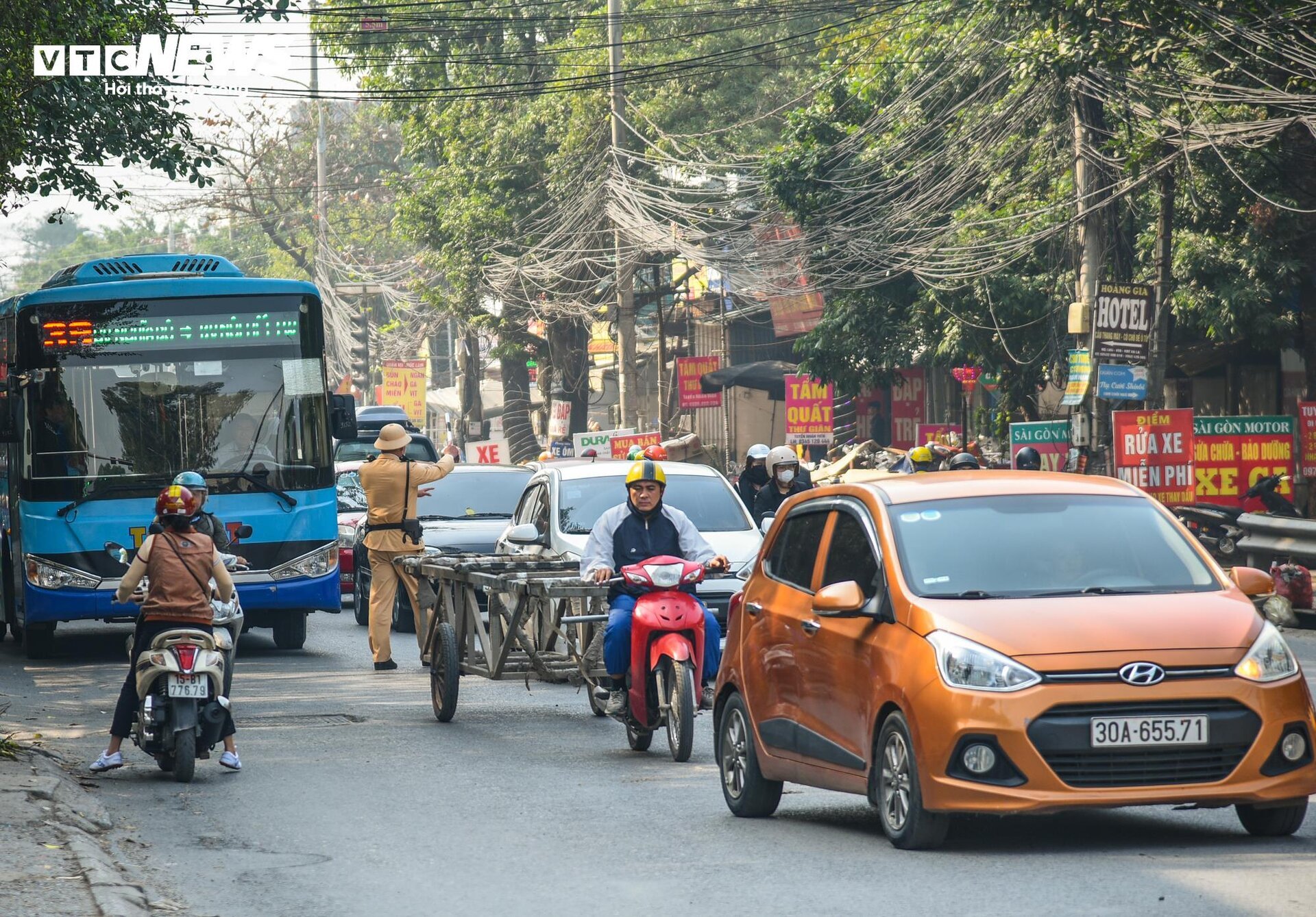 Cận cảnh tuyến đường ở Hà Nội sắp được đầu tư 2.800 tỷ đồng để mở rộng- Ảnh 13.