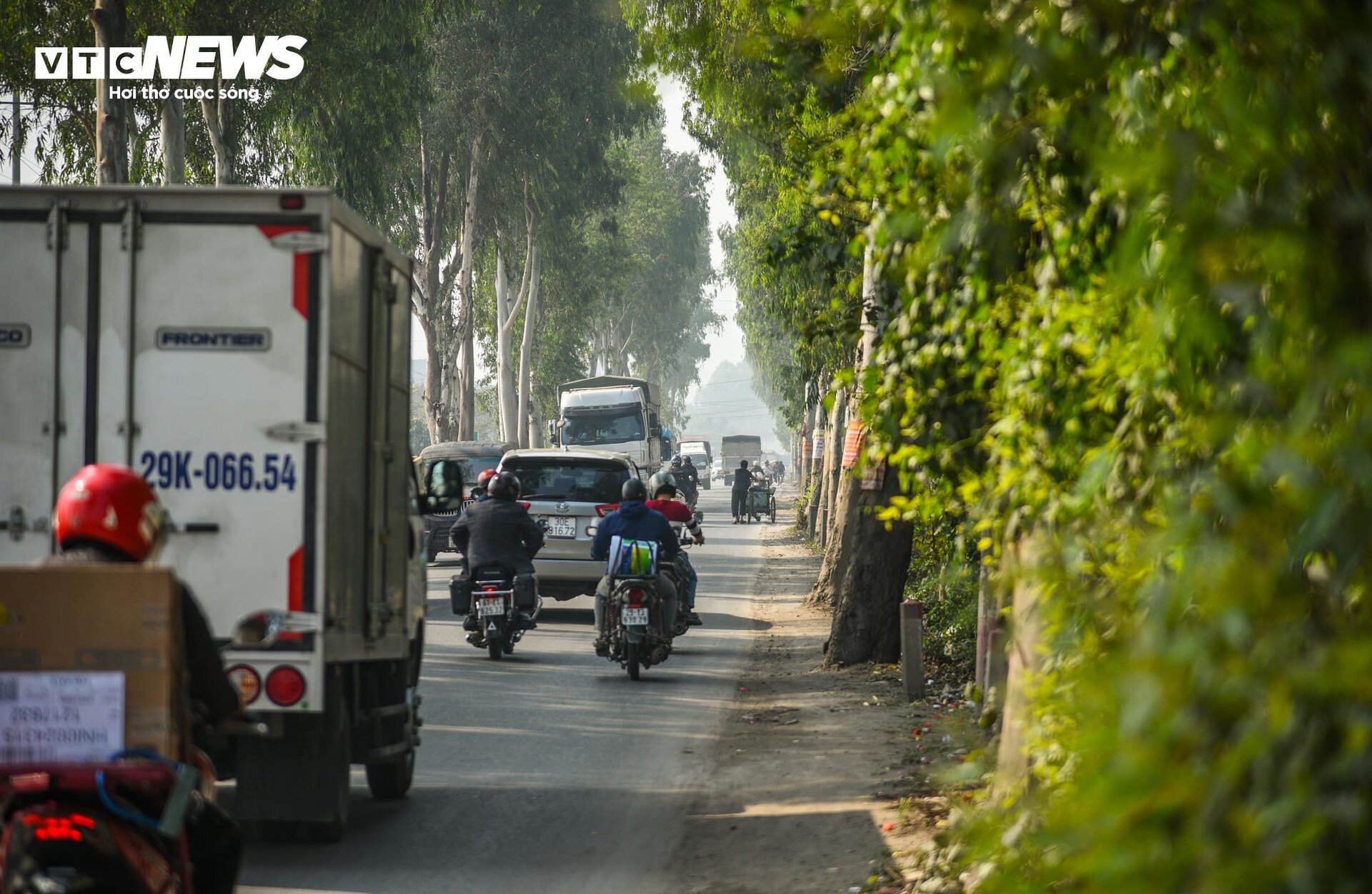 Cận cảnh tuyến đường ở Hà Nội sắp được đầu tư 2.800 tỷ đồng để mở rộng- Ảnh 11.