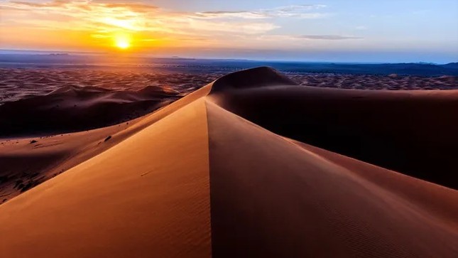 Bí ẩn về 'cồn sao' khổng lồ ở Sahara đã được giải đáp- Ảnh 1.