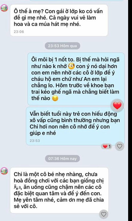 Đoạn tin nhắn giữa bà mẹ ở Hà Nội và giáo viên đang gây tranh cãi 