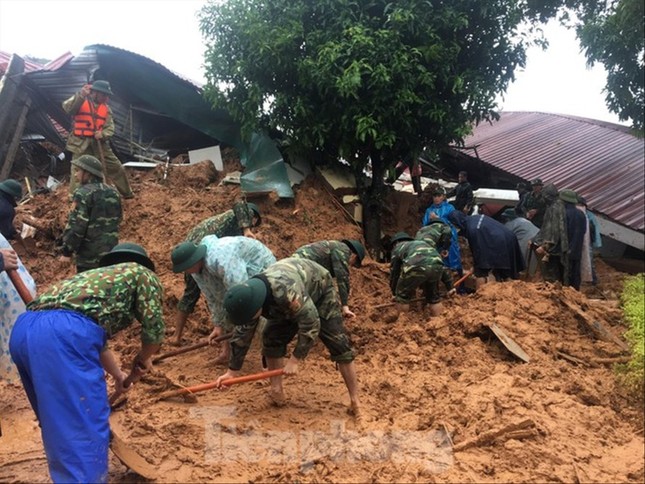 Việt Nam triển khai đề án cảnh báo sớm lũ quét, sạt lở đất- Ảnh 3.