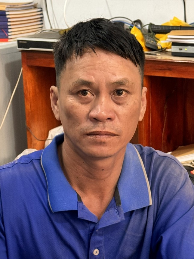 Bắt giam cha dượng đánh đập dã man bé trai 9 tuổi ở Bình Phước- Ảnh 2.