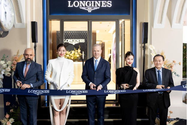 Tham quan phòng trưng bày thương hiệu của Longines tại trung tâm TP.HCM- Ảnh 4.