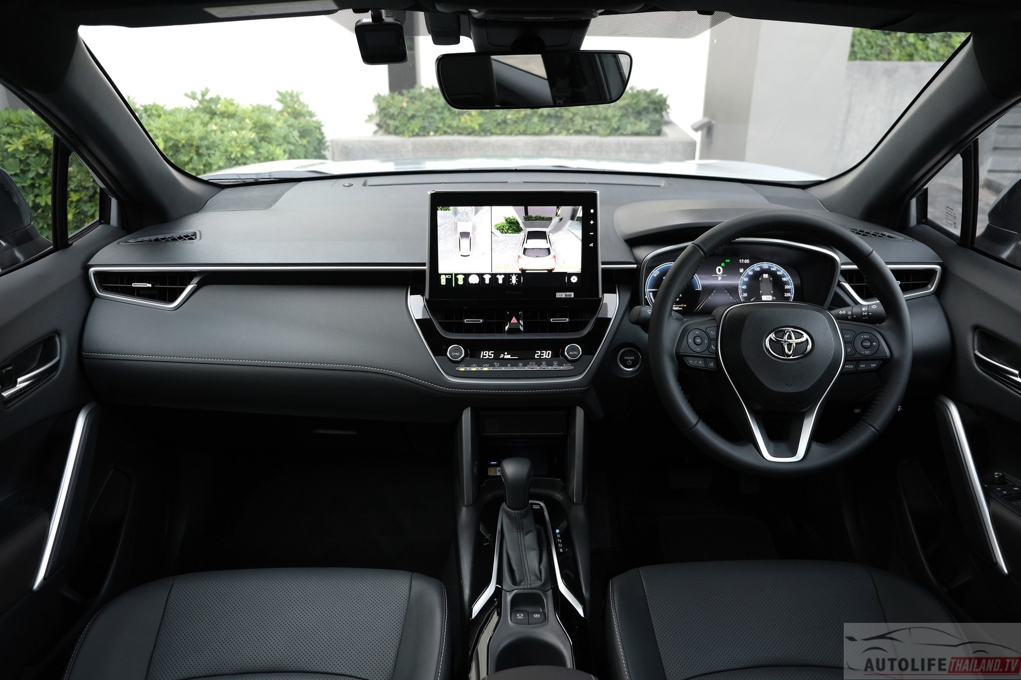 Lô Toyota Corolla Cross 2024 đầu tiên về Việt Nam: Giá dự kiến không đổi, ra mắt tháng 5 đấu HR-V và CX-30- Ảnh 8.