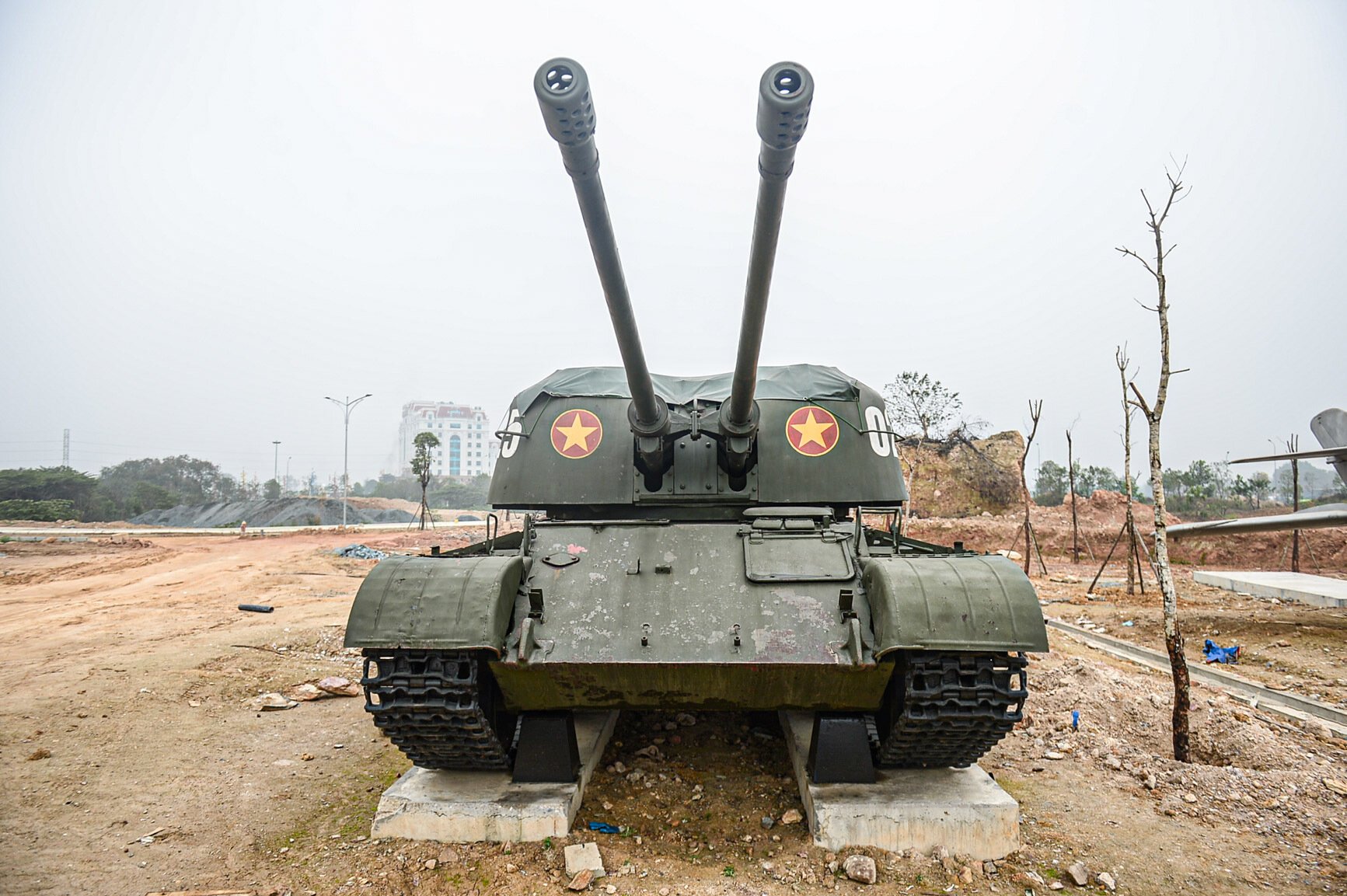 Chiêm ngưỡng hiện vật chiến tranh quý hiếm tại Bảo tàng Lịch sử Quân sự Việt Nam- Ảnh 17.