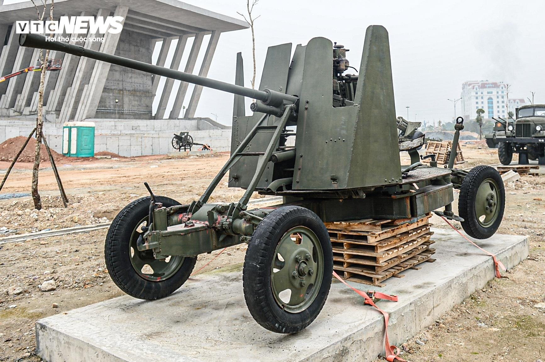 Chiêm ngưỡng hiện vật chiến tranh quý hiếm tại Bảo tàng Lịch sử Quân sự Việt Nam- Ảnh 23.