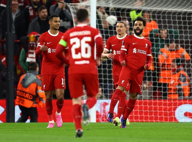 Liverpool giúp Salah lập kỷ lục, tái hiện tỷ số kinh hoàng sau 43 năm- Ảnh 1.